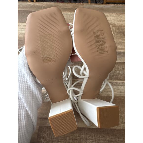 Women's Simmi London Tie Ankle Block Heeled Sandals in White size 8 Bridal - Picture 4 of 6